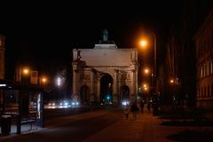 Siegestor in Munich at night