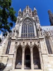 Panoramic view of Vienna, Austria with historic buildings and blue sky