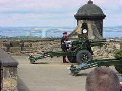 Daily Shot of Edinburgh cannon firing at 1 PM