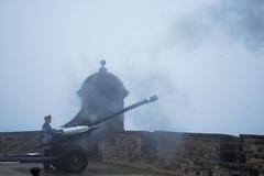 One o'clock gun firing at 1pm