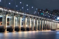 Side view of Banpo Bridge and Jamsu Bridge at night