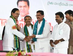 CM KCR addressing Raythu Samanvaya Samithi in Karimnagar