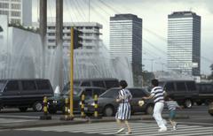 Pedestrians crossing at Welcome Statue on Jalan Thamrin