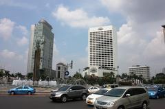 Sunday daylight at Jakarta Welcome Statue and Hotel Indonesia Roundabout