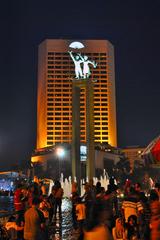 Malam Tanpa Kendaraan event at Monumen Selamat Datang at night