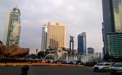 Selamat Datang Monument with busy traffic