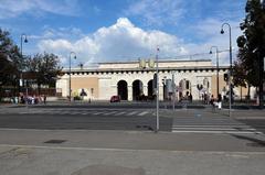 Heldentor of the Vienna Hofburg viewed from Ringstraße