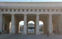 View through the outer Burgtor to the Stiftskaserne combat bunker in Vienna