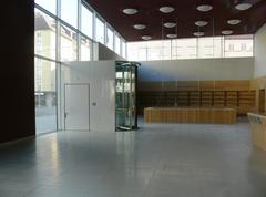 Museum Brandhorst foyer through the window under construction in January 2009