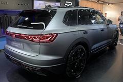 Volkswagen Touareg R Facelift at IAA 2023