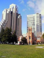 Yerba Buena Gardens esplanade in San Francisco