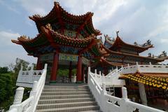 Thean Hou Temple with multi-arched gateway and red pillars