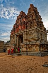 Entrance to Stone Chariot