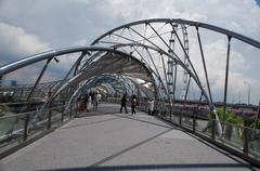 Singapore Helix Bridge at night