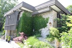 Toronto Botanical Garden main entrance