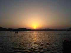 Udaipur Pichola Lake at sunset