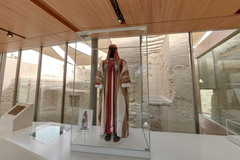 Costume of Imam Abdullah bin Saud displayed in Diriyah Gallery, Saudi Arabia