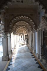 Hatheesing Haveli facade