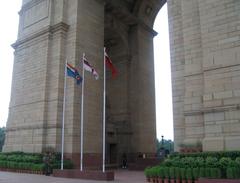 India Gate in Delhi with lush green lawns