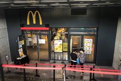 McDonald's at Tiantandonglu below Hongqiao Market