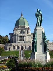 L'Oratoire Saint-Joseph du Mont-Royal panoramic view