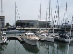 Aquarium de La Rochelle in Bassin des Chalutiers in Vieux Port de La Rochelle