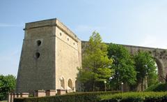 Aqueduct of Louveciennes Levant tower