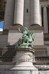 Statue at the Arcade du Cinquantenaire in Brussels