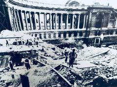 1904 demolition of the single Triumphal Arch at Parc du Cinquantenaire in Brussels