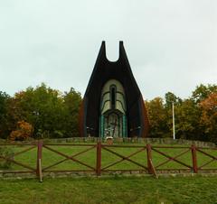 Don-kanyar Memorial Chapel in Pákozd