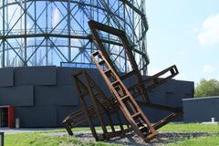 Geborgene Zwischenräume sculpture by Fero Freymark in front of the Gasometer in Pforzheim