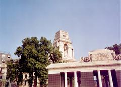 Monuments in Tower Hill Gardens