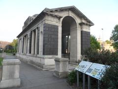 Mercantile Marine Memorial at Tower Hill in London