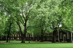 Geffrye Museum entrance