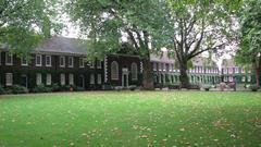 Geffrye Museum in London, view from front yard, September 2008