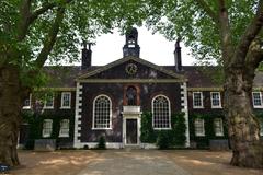 front facade of the Geffrye Museum in 2016