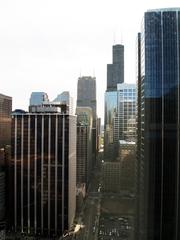 Downtown Chicago skyline featuring prominent skyscrapers