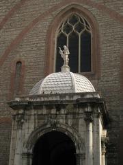 Catedral de Perpinyà porxo i finestral