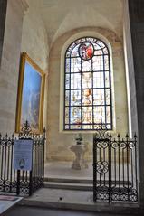 Cathédrale Saint Louis de La Rochelle baptismal font chapel