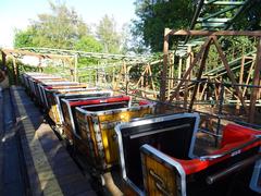 El Tren de Potosí at Isla Mágica amusement park