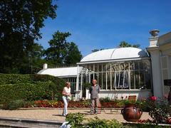 Jardin d'hiver du château de Bagnolet à Cognac