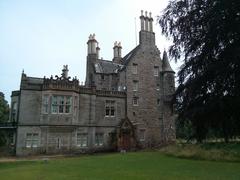 Lauriston Castle main entrance with surrounding green landscape