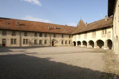 internal courtyard of Château de Rolle