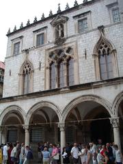 overview of Dubrovnik Old Town