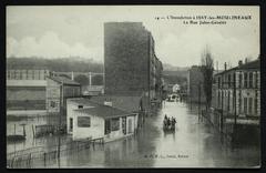 Issy-les-Moulineaux La Rue Jules-Gévelot postcard