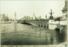 Pont Alexandre III during the 1910 Seine flood