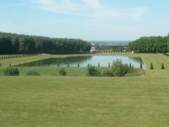 Grand bassin in Parc Musée-Promenade de Marly-le-Roi