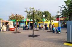 LEGOLAND entrance concourse