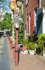 Elfreth's Alley in Philadelphia with historic brick houses