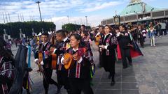 Peregrinación de Rondallas y Estudiantinas a la Basílica de Guadalupe